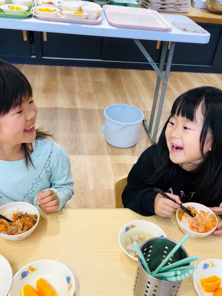 ぽんぽん保育園,給食,沼津市,清水町,静岡市,清水区,御殿場市,裾野市