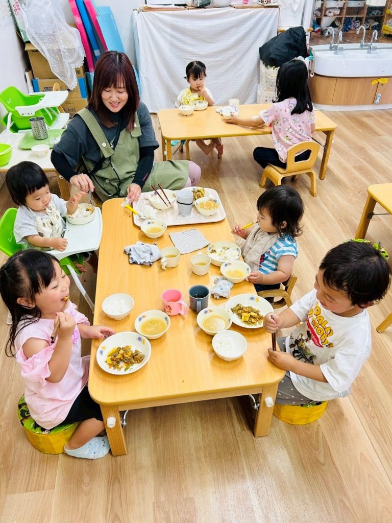 ぽんぽん保育園,保育園,こども園,給食,静岡県,沼津市,清水町,静岡市,清水区,御殿場市,裾野市
